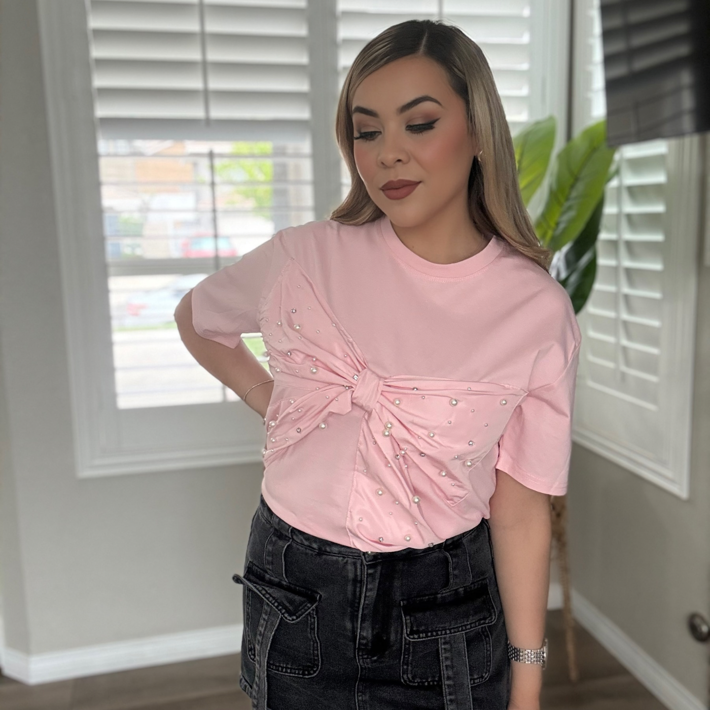 In A Bow Mood Tee